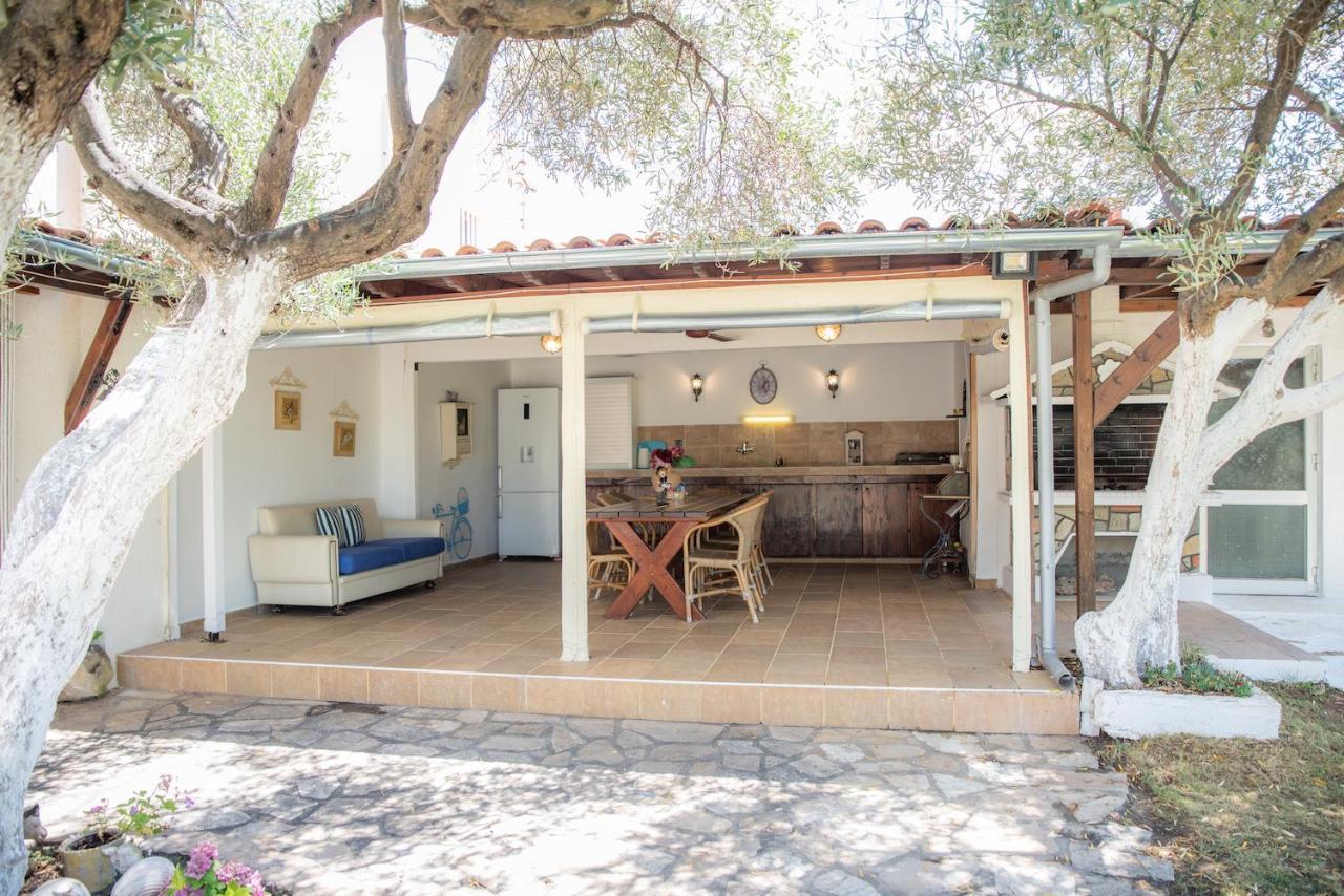 Villa Luna Makri Exterior photo