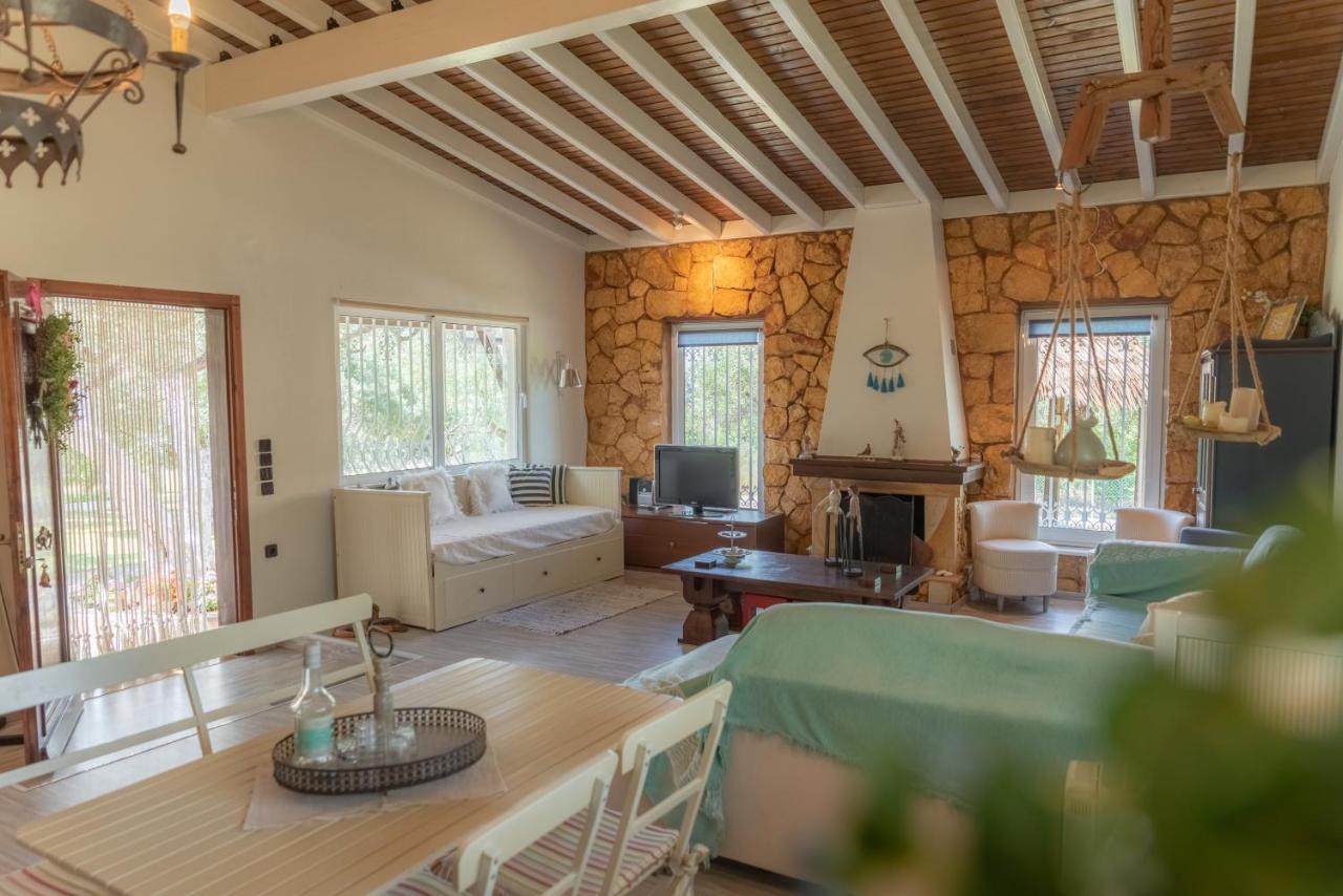 Villa Luna Makri Exterior photo